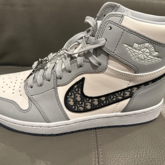 Dior Jordan 1’s - Picture 8 of 15